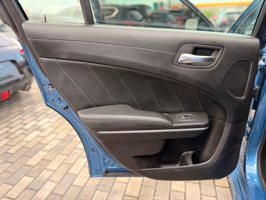 2020 Dodge Charger Image 21