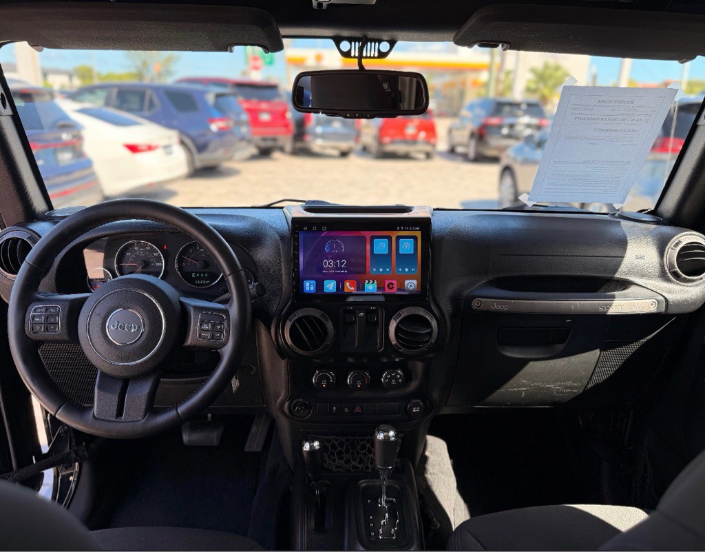 2015 Jeep Wrangler Image 11