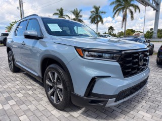 Image for 2025 Honda Pilot Touring ID: 6890225