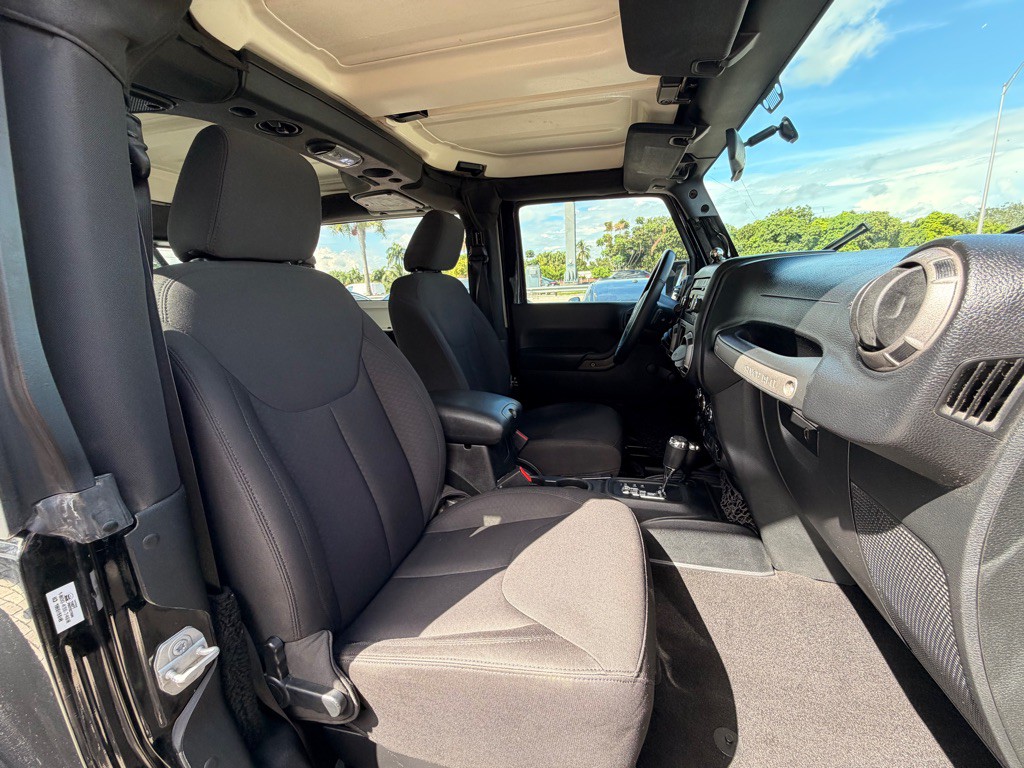 2016 Jeep Wrangler Image 20