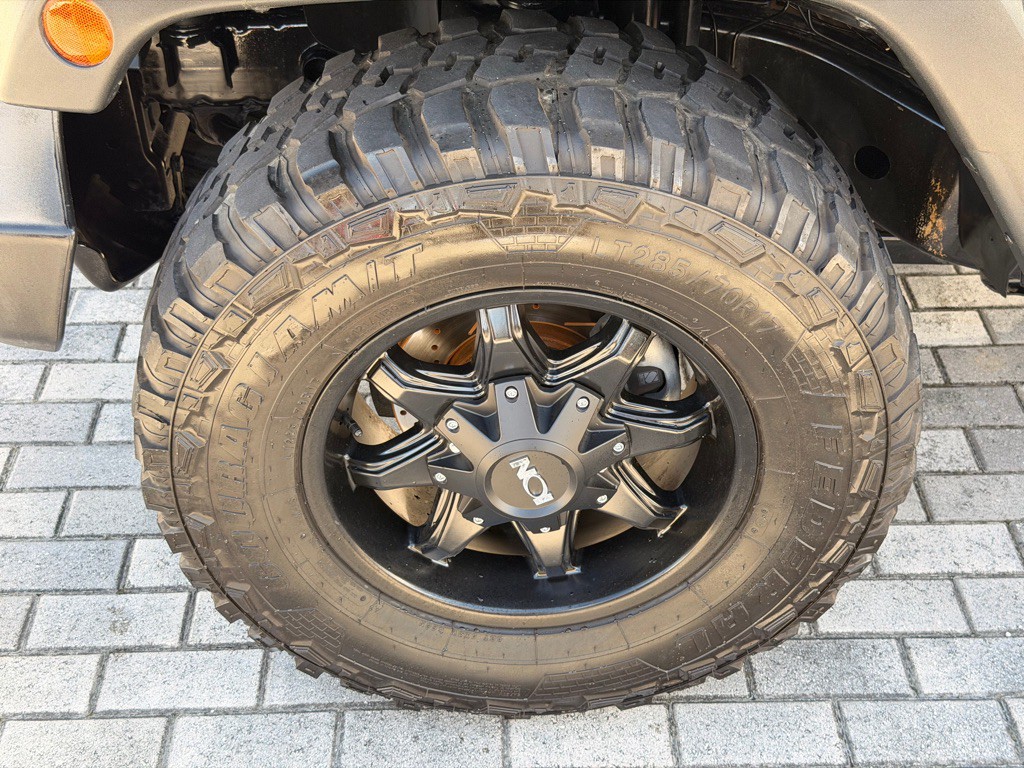 2016 Jeep Wrangler Image 23