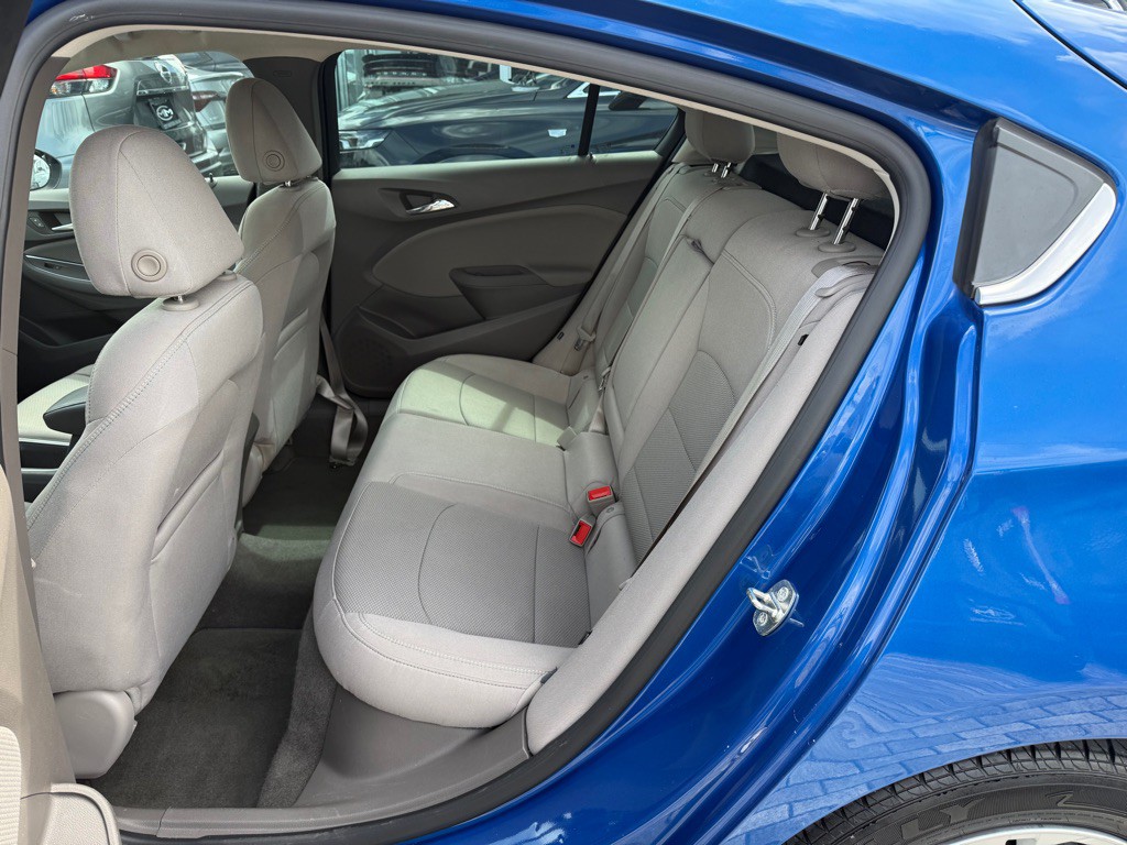 2017 Chevrolet Cruze Image 27