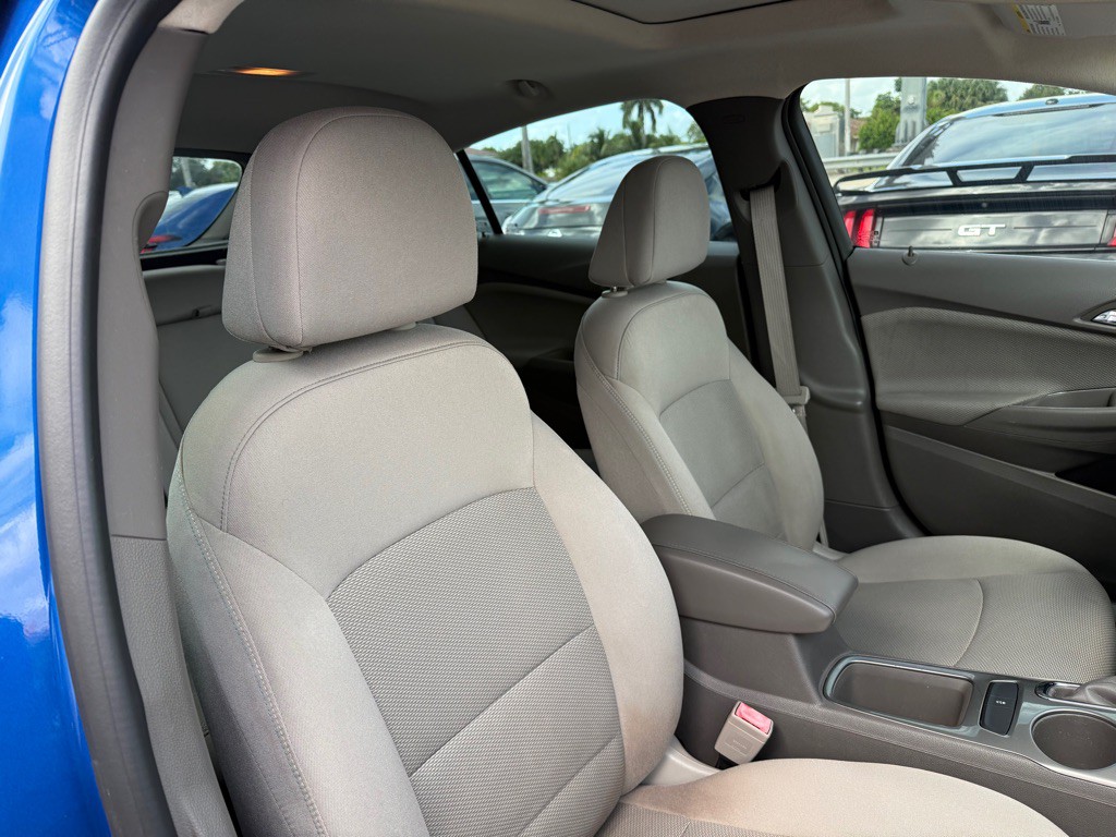 2017 Chevrolet Cruze Image 30