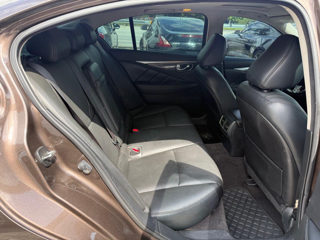 2014 INFINITI Q50 Image 30