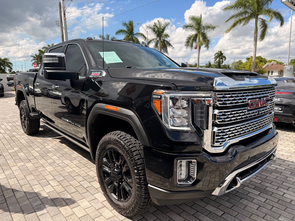 2022 GMC Sierra Image 1