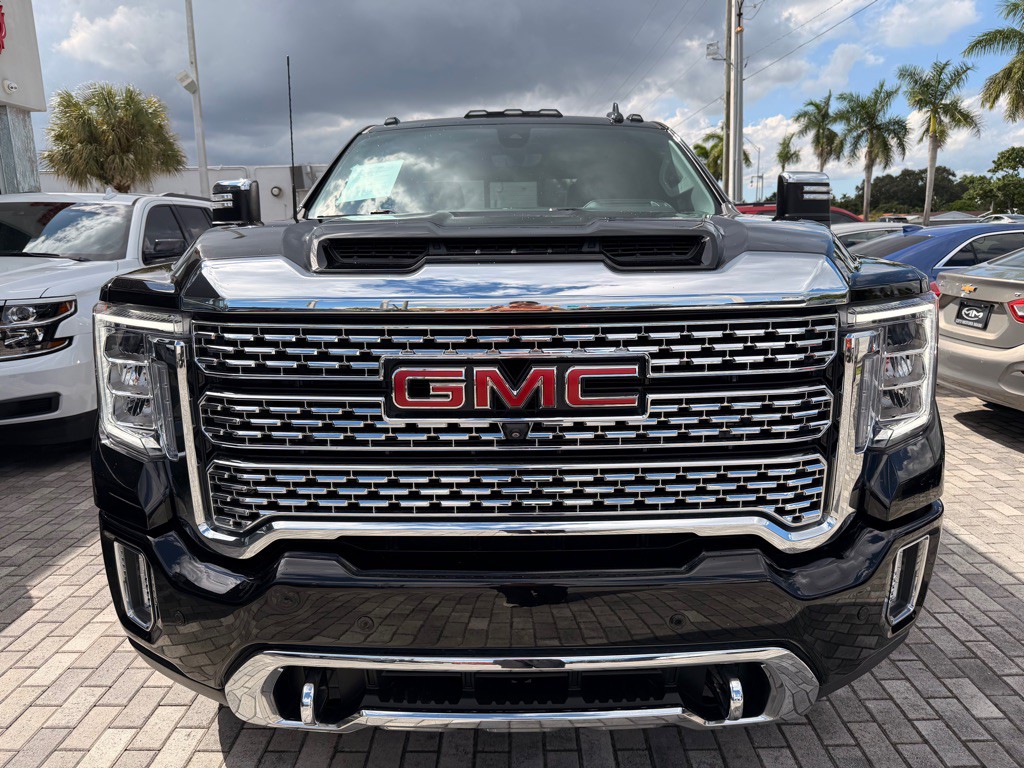 2022 GMC Sierra Image 3