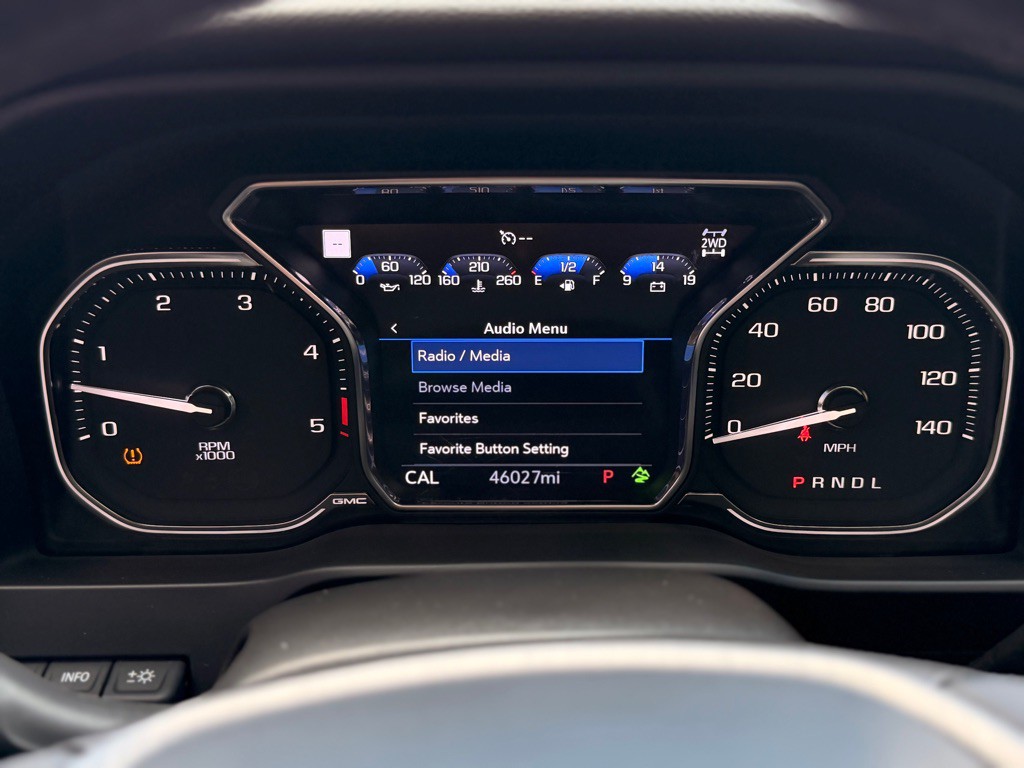 2022 GMC Sierra Image 16