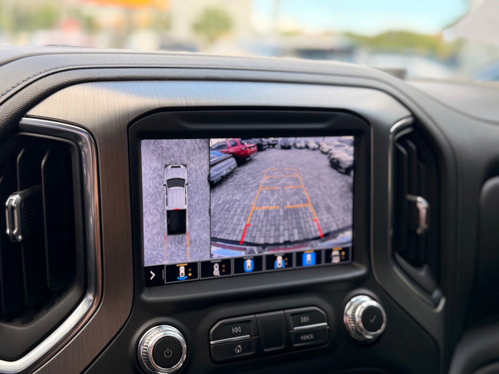 2022 GMC Sierra Image 18