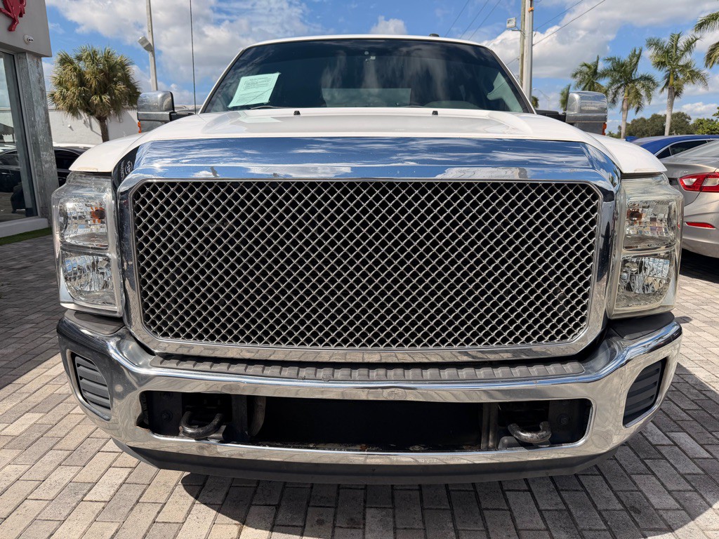 2011 Ford F-250 Image 3