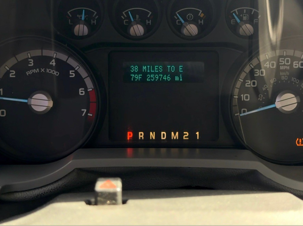 2011 Ford F-250 Image 14