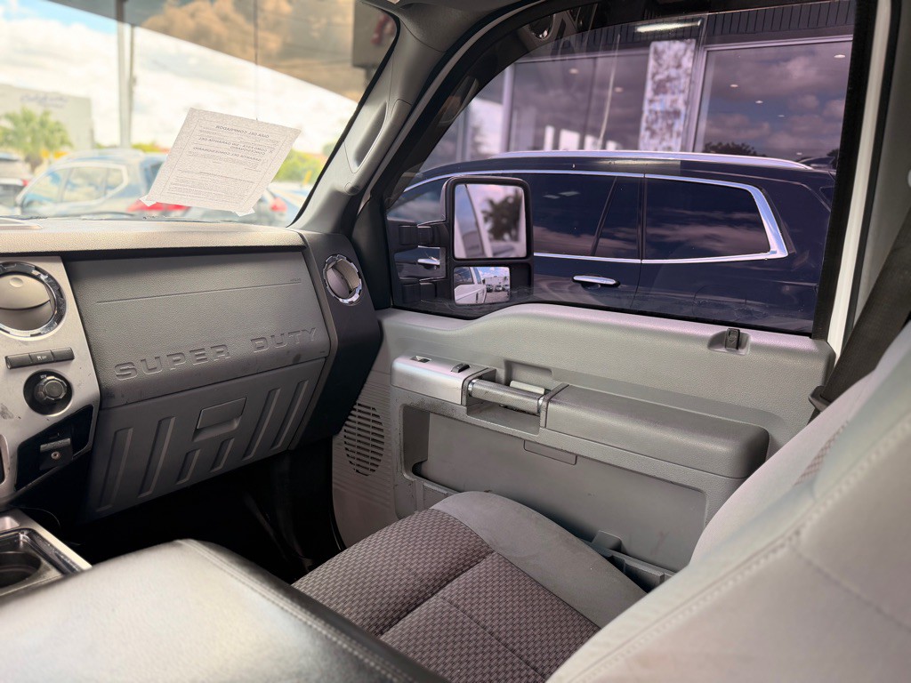 2011 Ford F-250 Image 16