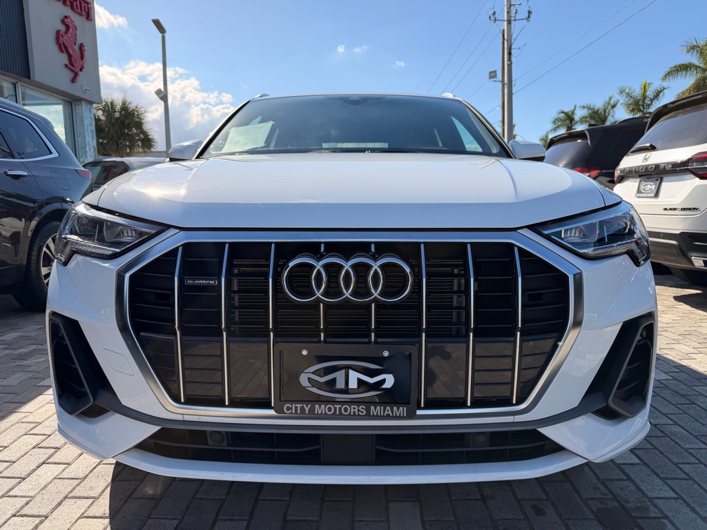 2024 Audi Q3 Image 3
