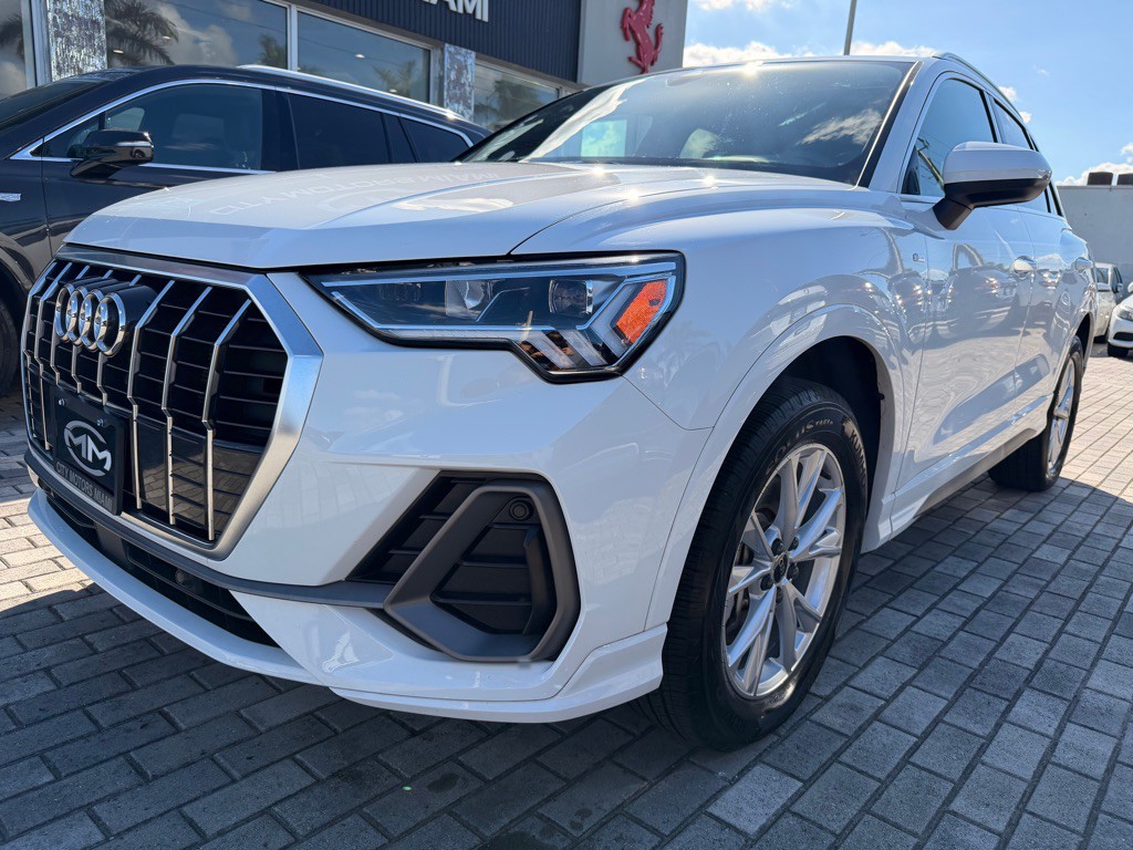 2024 Audi Q3 Image 4