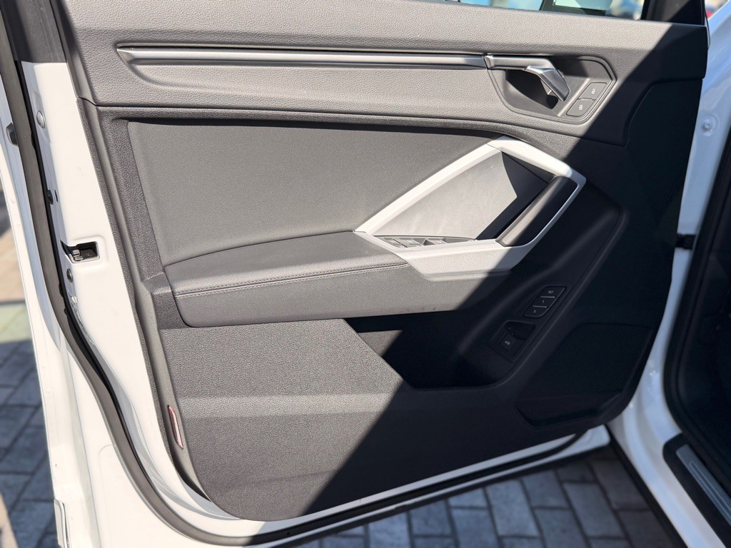 2024 Audi Q3 Image 12