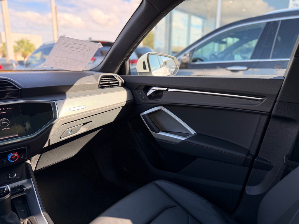2024 Audi Q3 Image 19
