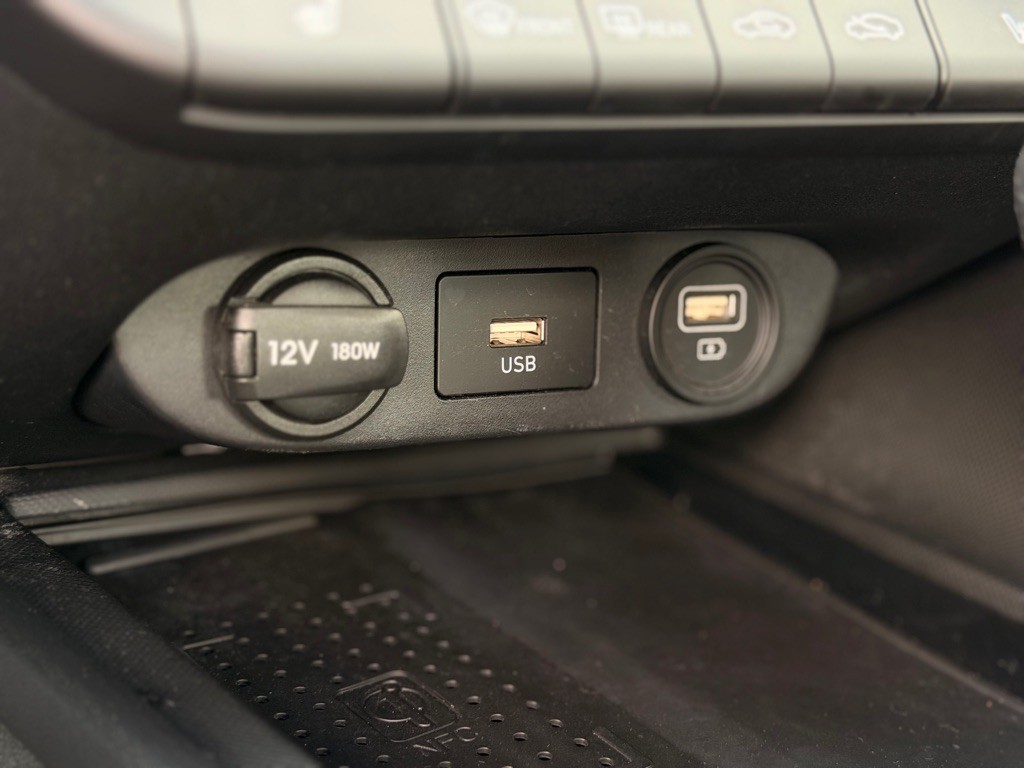 2023 Hyundai Elantra Image 21