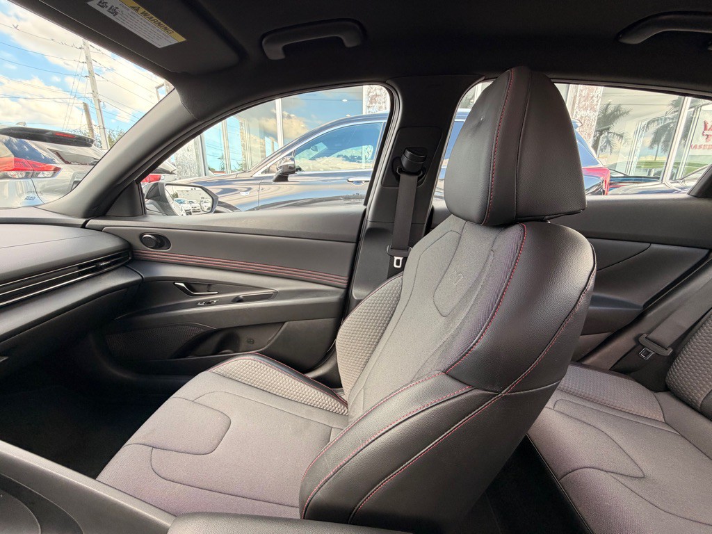 2023 Hyundai Elantra Image 23