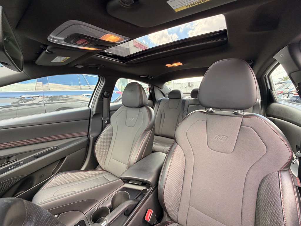 2023 Hyundai Elantra Image 26