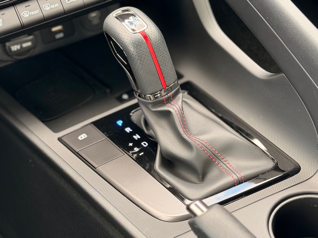 2025 Hyundai Elantra Image 21