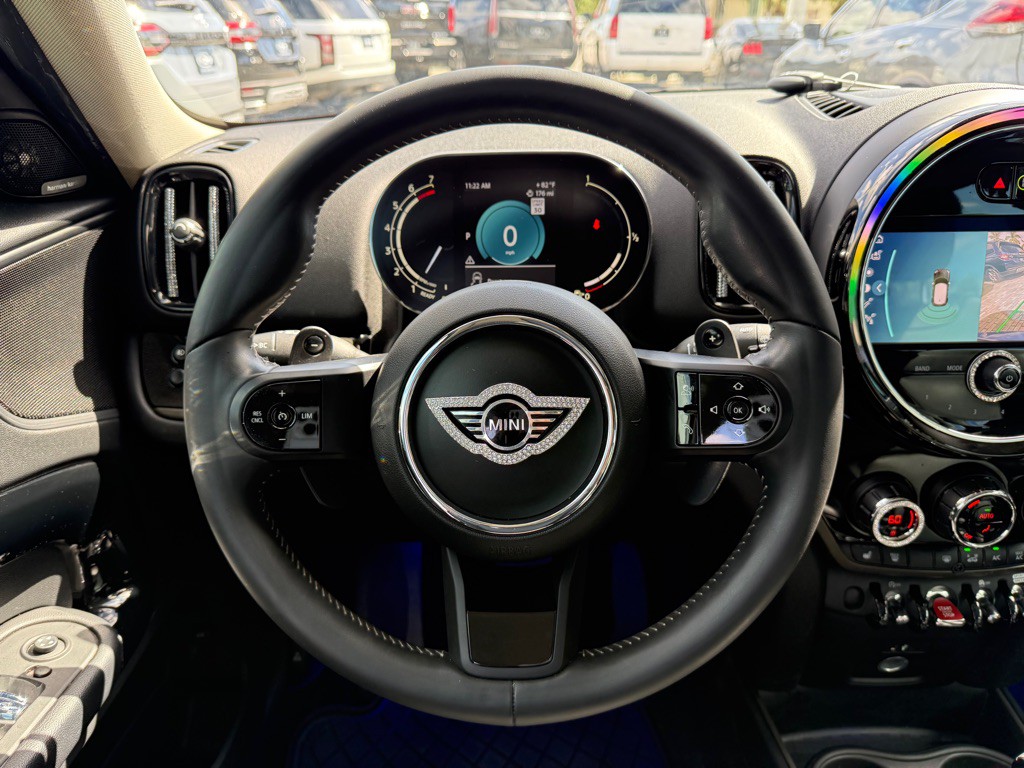 2022 MINI Cooper Image 14