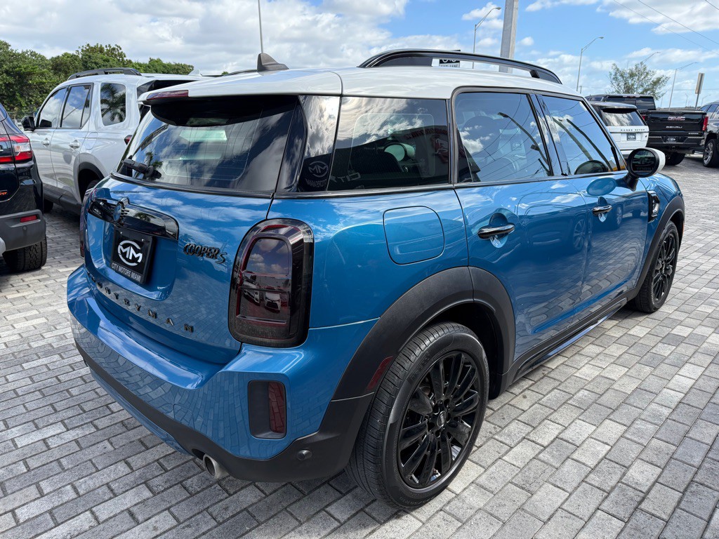 2022 MINI Cooper Image 10