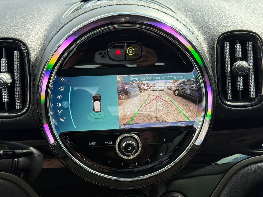 2022 MINI Cooper Image 19