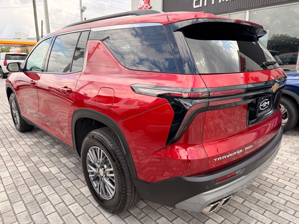 2025 Chevrolet Traverse Image 5
