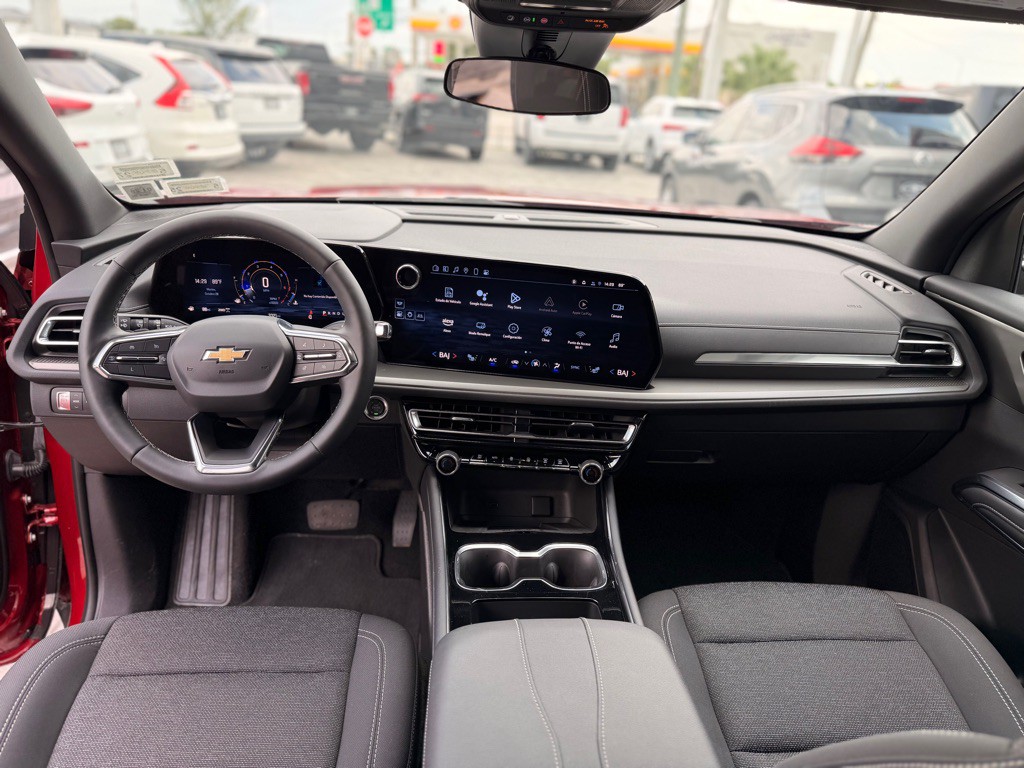 2025 Chevrolet Traverse Image 13