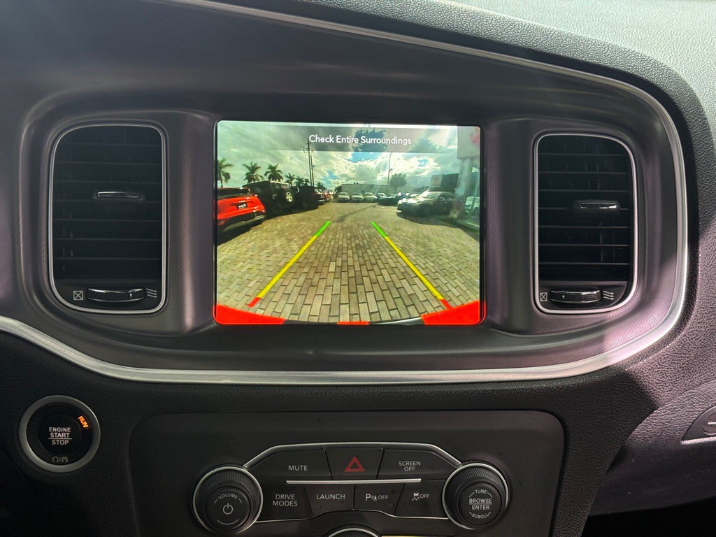 2020 Dodge Charger Image 19