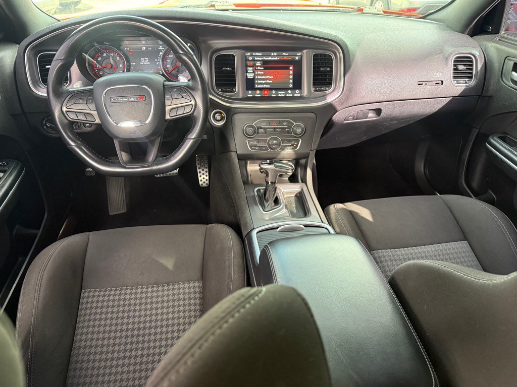 2020 Dodge Charger Image 25