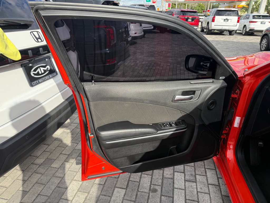 2020 Dodge Charger Image 31