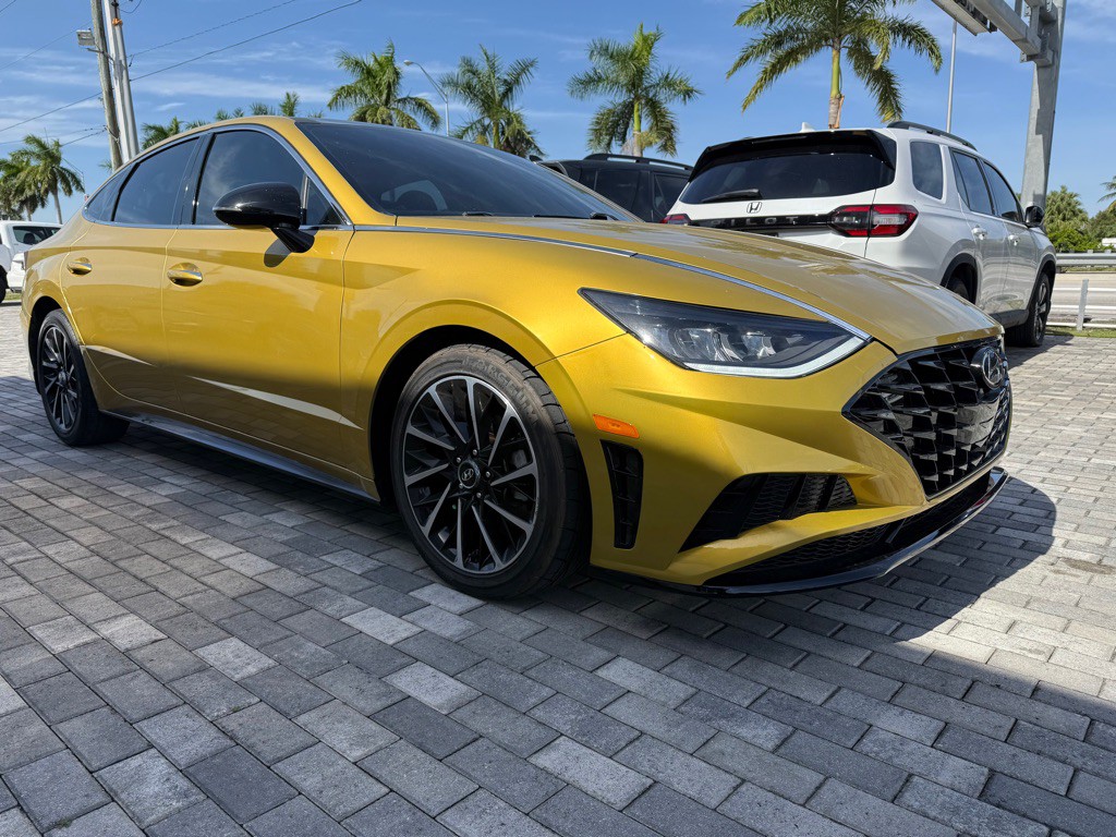 2020 Hyundai Sonata Image 1