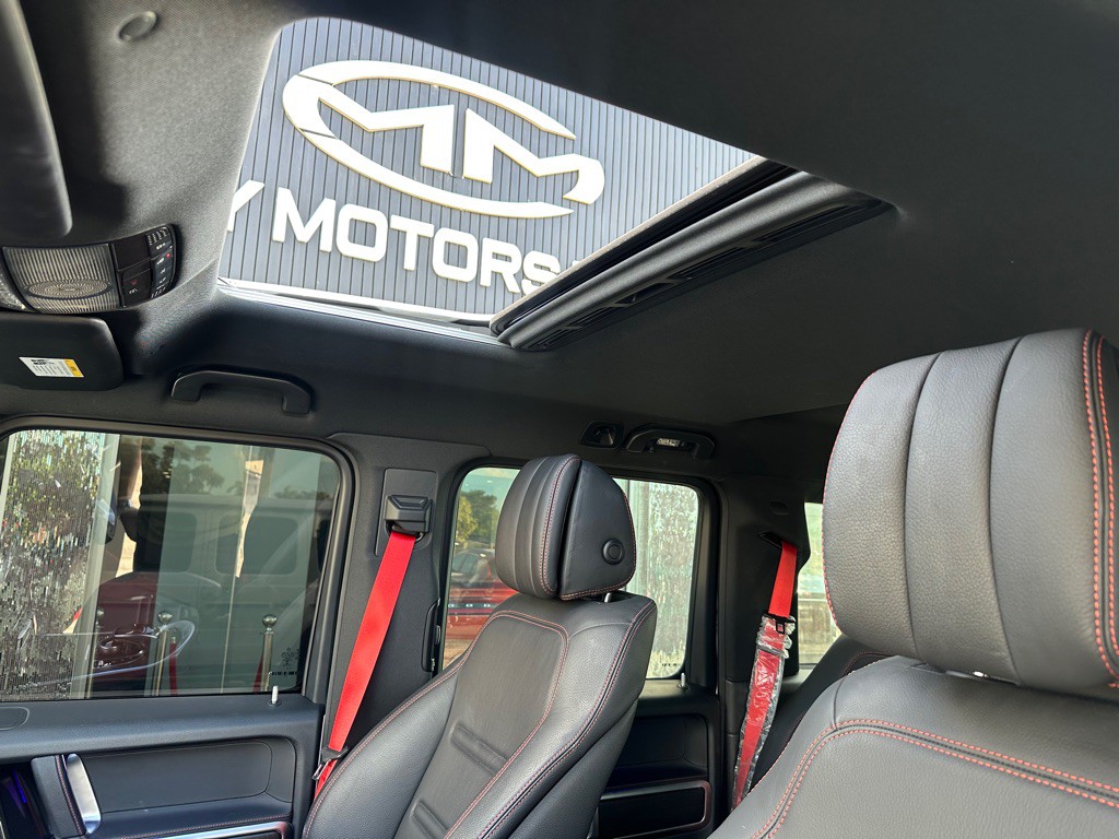 2019 Mercedes-Benz G-Class Image 15