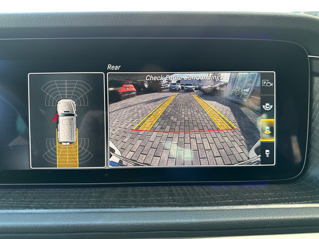 2019 Mercedes-Benz G-Class Image 24