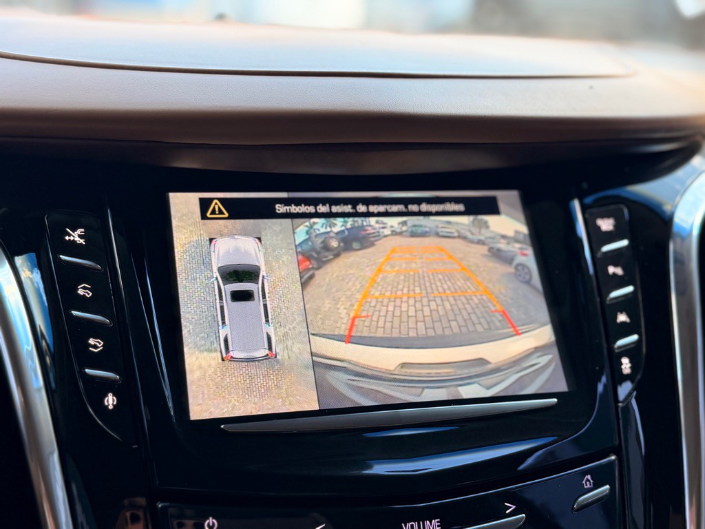 2016 Cadillac Escalade Image 16