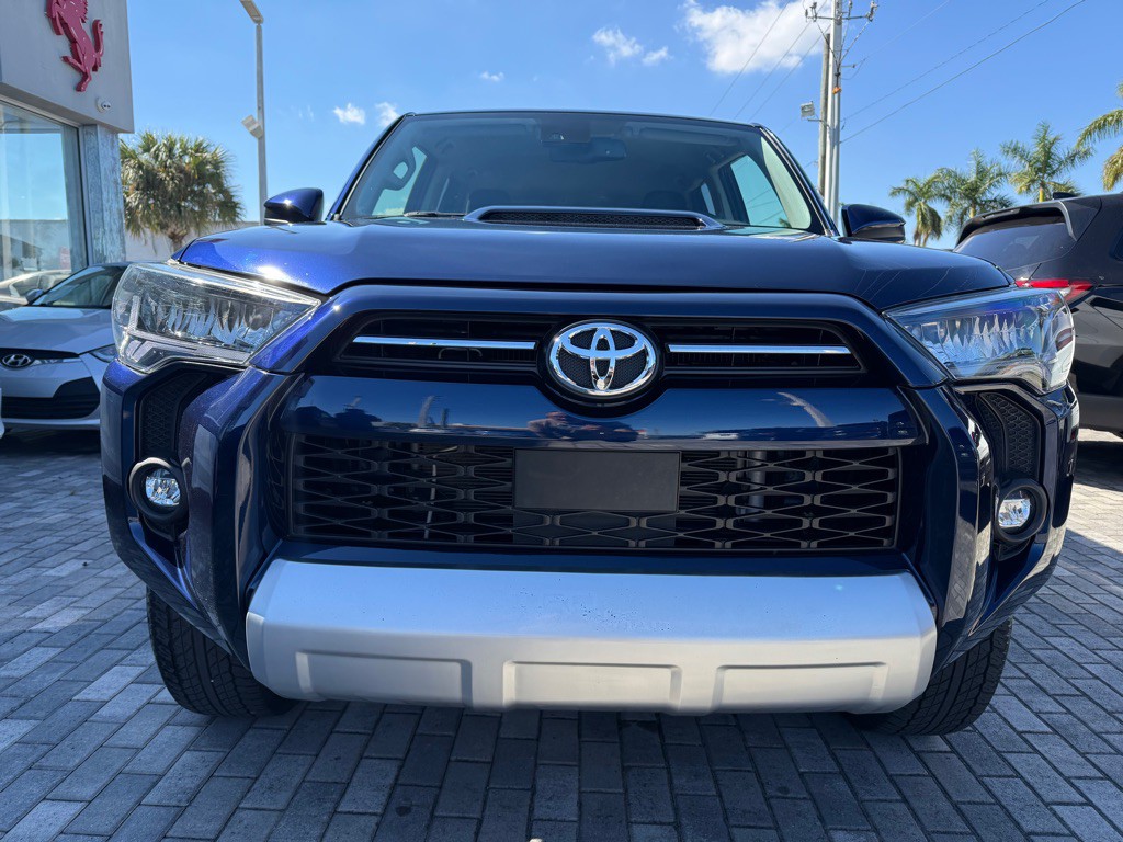 2023 Toyota 4Runner Image 2