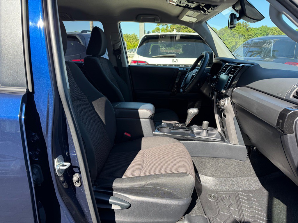 2023 Toyota 4Runner Image 33