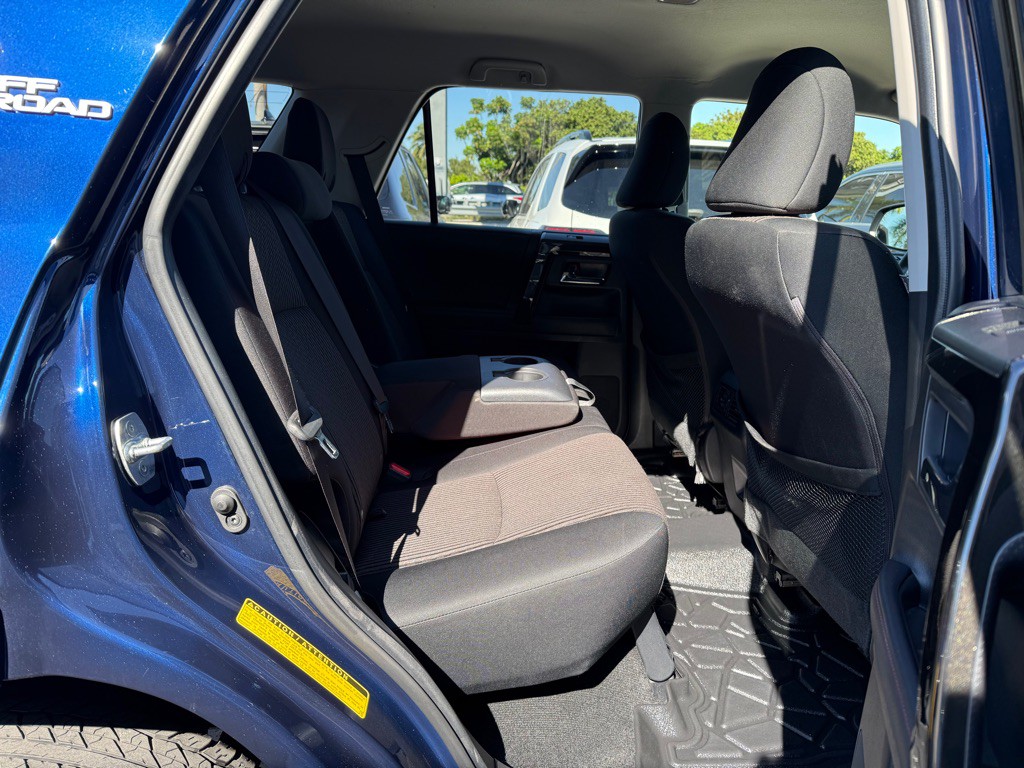 2023 Toyota 4Runner Image 36