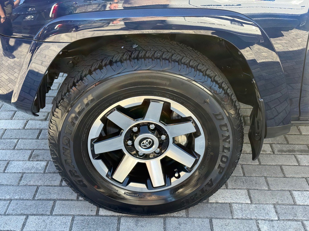 2023 Toyota 4Runner Image 40