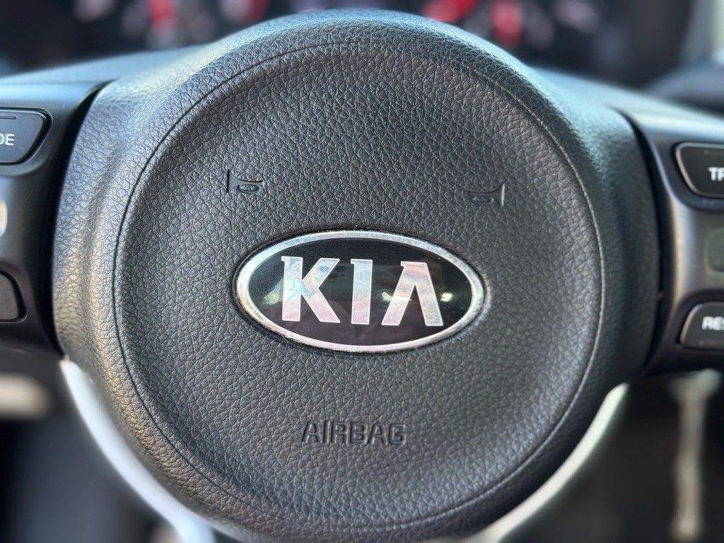 2023 Kia Rio Image 10
