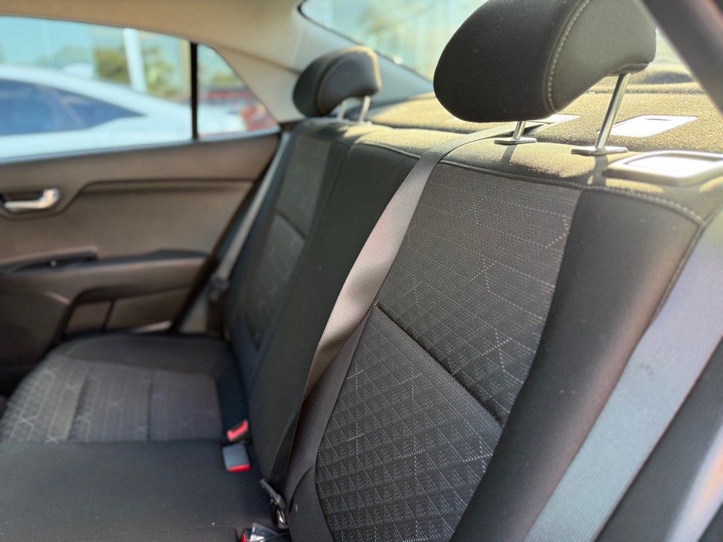 2023 Kia Rio Image 21