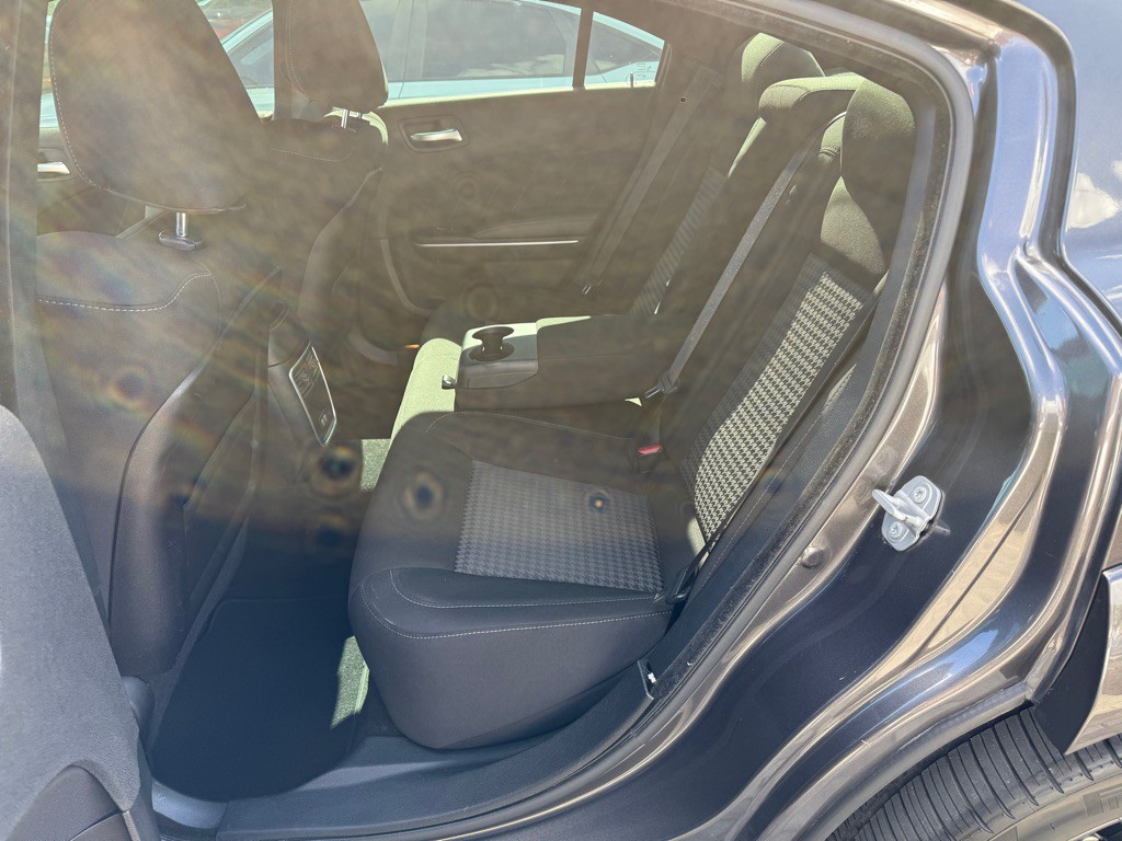 2020 Dodge Charger Image 25