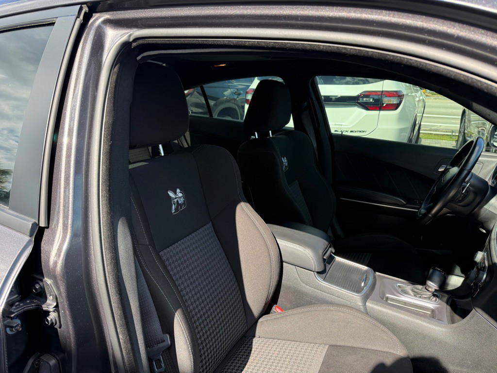 2020 Dodge Charger Image 30