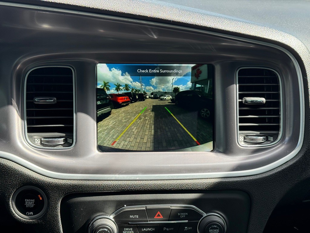 2020 Dodge Charger Image 16