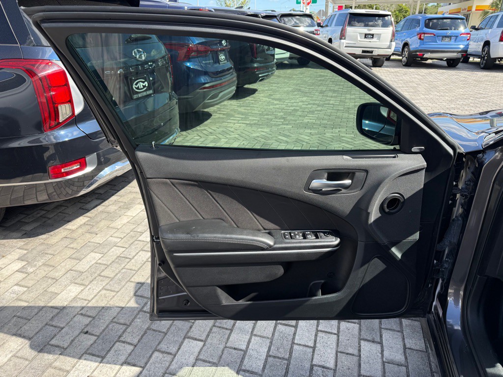 2020 Dodge Charger Image 34