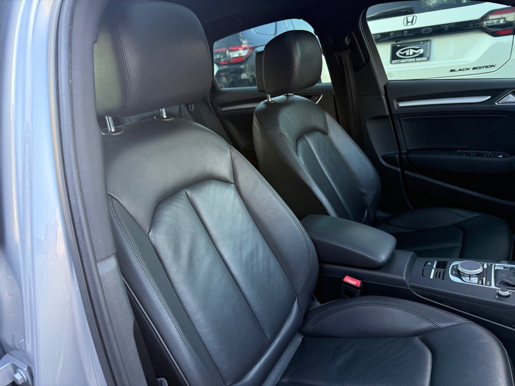 2016 Audi A3 Image 32