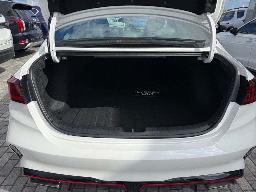2023 Kia Forte Image 7