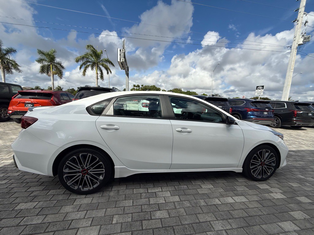 2023 Kia Forte Image 9