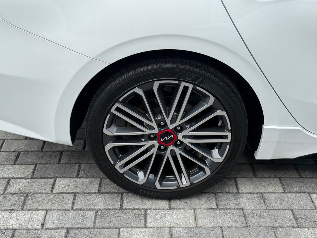 2023 Kia Forte Image 37