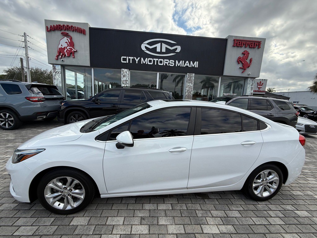 2019 Chevrolet Cruze Image 4